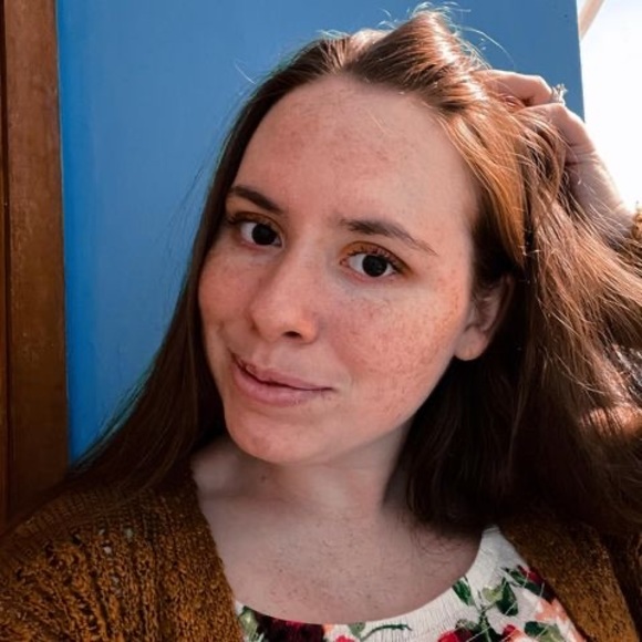 Meet your Posher, Lizz - Picture 1 of 1